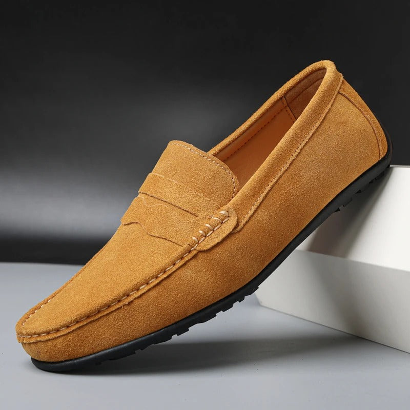Hugo | Homme Mocassins en Daim Souple Élégants avec Finition Soignée 4