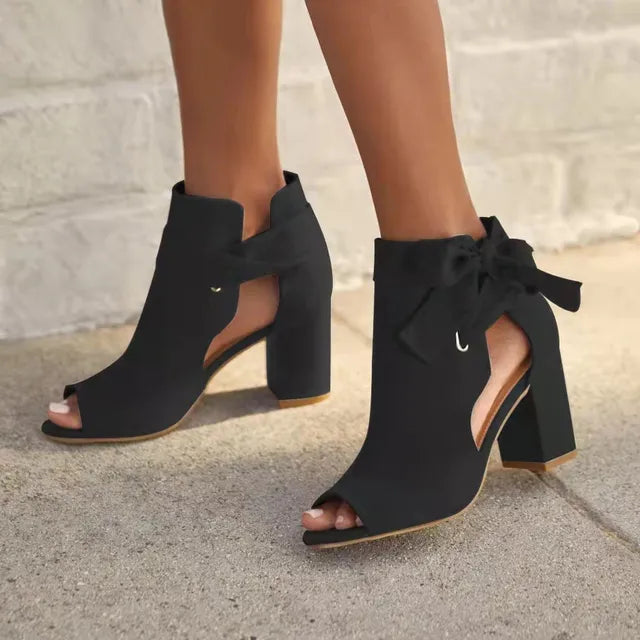 Gabrielle | Femme Escarpins Femme à Talons Épais avec Découpe Élégante 1