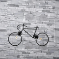 vélo suspendu à LED
