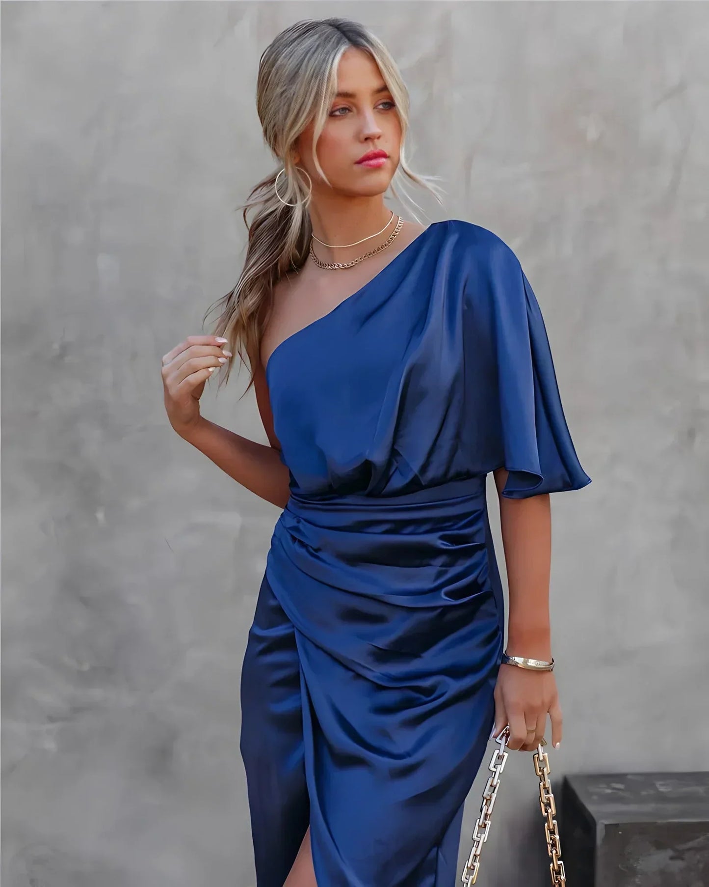 Camille | Femme Robe de Soirée en Soie Élégante avec Silhouette Raffinée-5