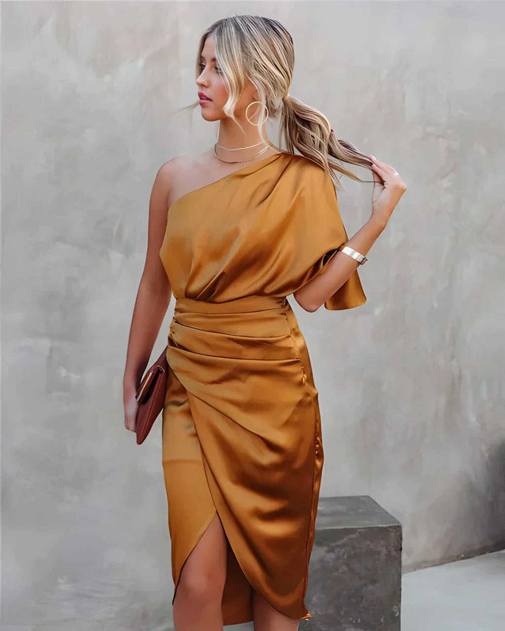 Camille | Femme Robe de Soirée en Soie Élégante avec Silhouette Raffinée-2