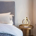 lampe-de-table-led-minimaliste-design-courbe