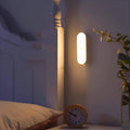lampe-murale-led-avec-capteur-de-mouvement-et-recharge-usb-sans-fil