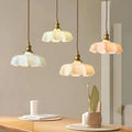 suspension-fleur-colorée-moderne-luminaire-design-abat-jour-verre-lumiero