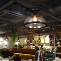 luminaires-suspendus-en-verre-et-fer-au-style-industriel-retro-antique