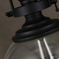 luminaires-suspendus-en-verre-et-fer-au-style-industriel-retro-antique