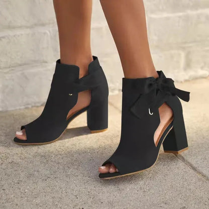 Gabrielle | Femme Escarpins Femme à Talons Épais avec Découpe Élégante 1