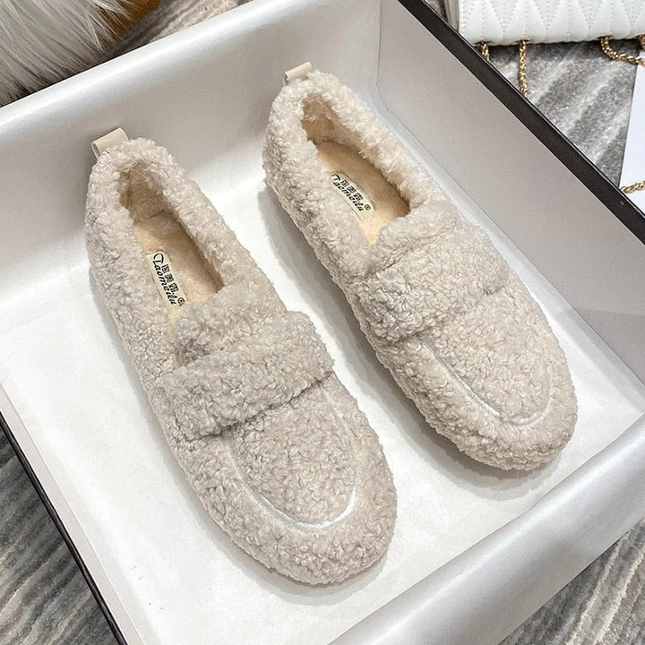 Margaux | Femme Chaussons en Peluche Douillets avec Intérieur Moelleux 2