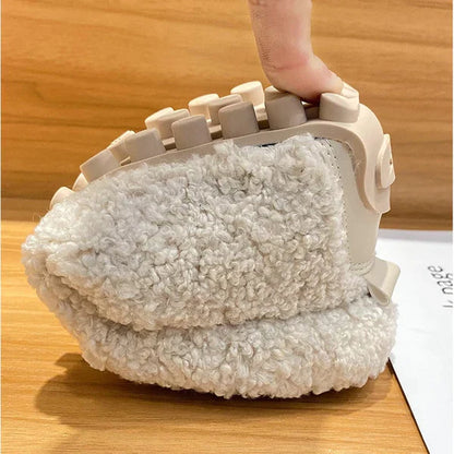 Margaux | Femme Chaussons en Peluche Douillets avec Intérieur Moelleux 5