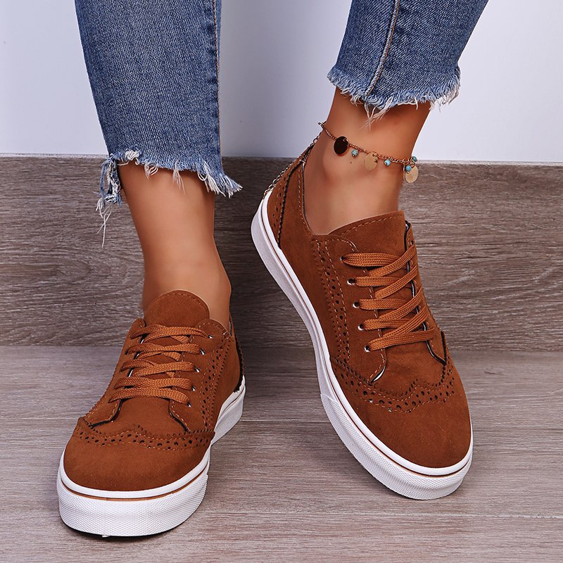 Léa | Femme Sneakers Semelle Plate Élégantes à Lacets 2