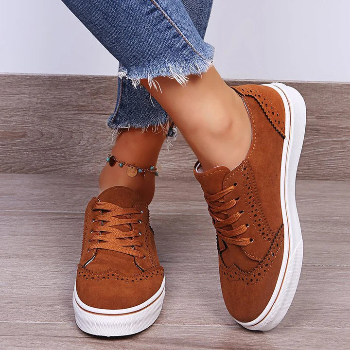 Léa | Femme Sneakers Semelle Plate Élégantes à Lacets 1