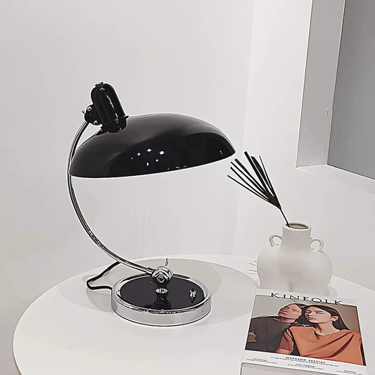 lampe-de-table-vintage-et-moderne-metal-noir-blanc-dore-design-lumiero